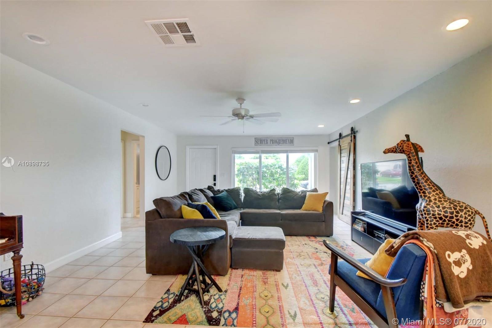 SANDALFOOT COVE SEC 6 - Residential