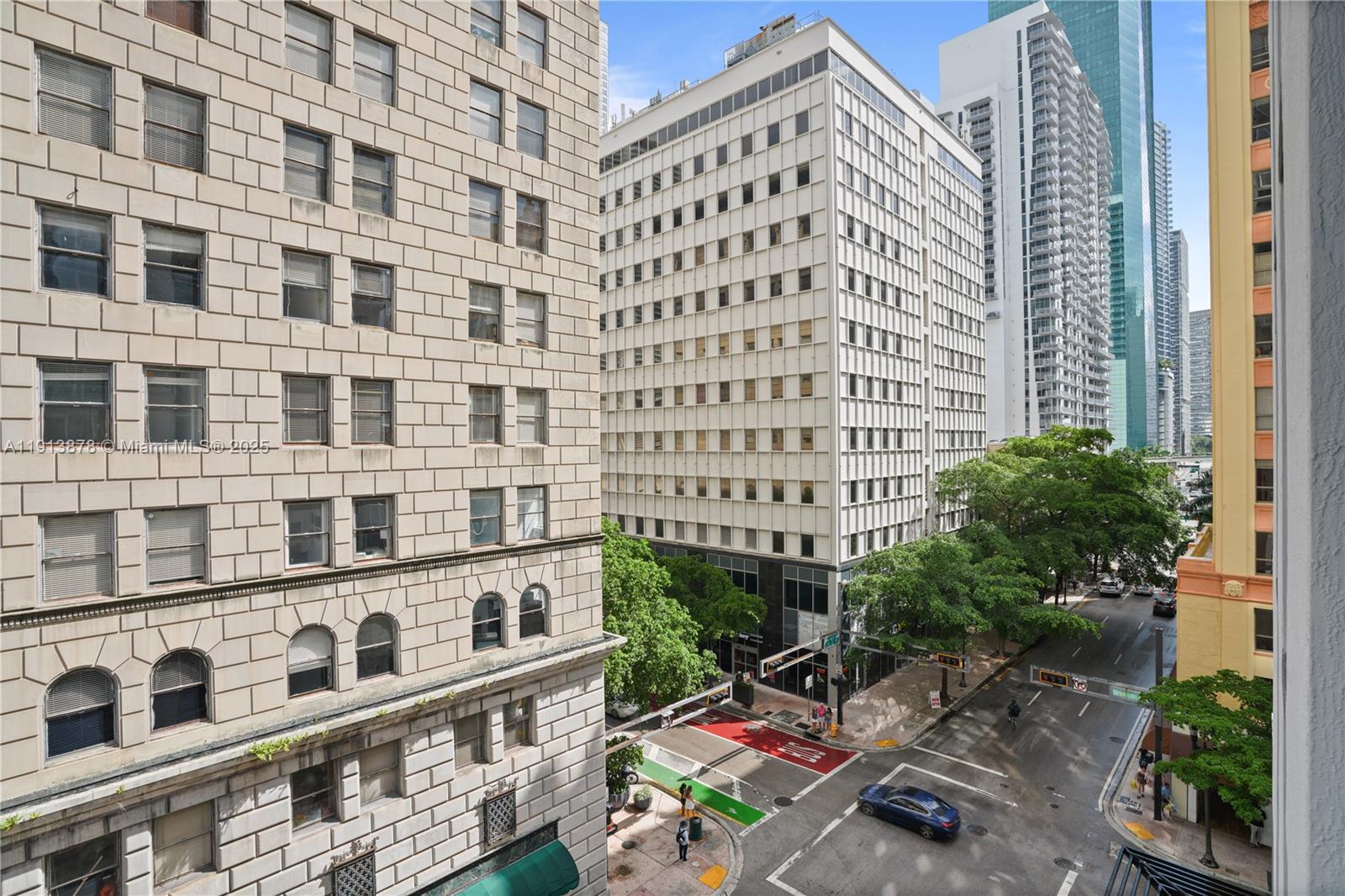 CENTRO CONDO - Residential