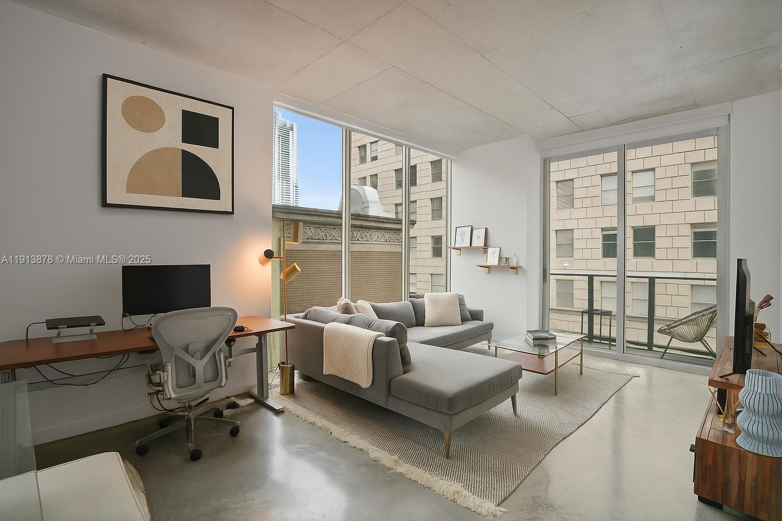 CENTRO CONDO - Residential