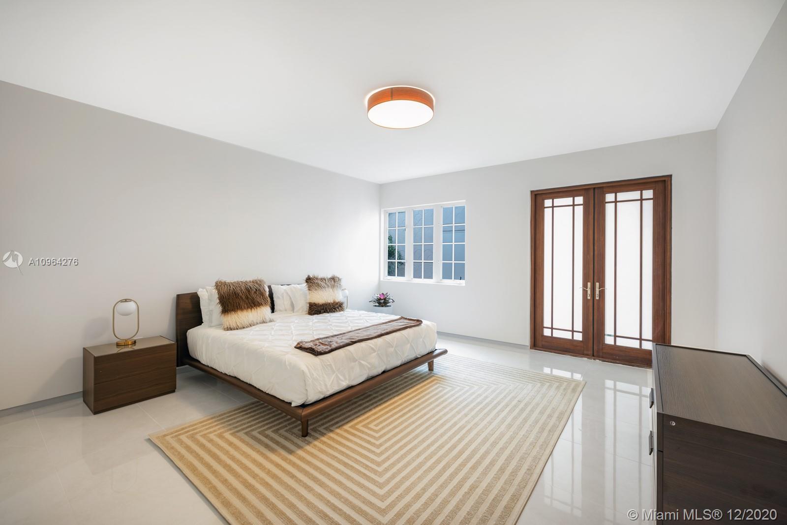 OCEANSIDE @ FISHER ISL CO - Residential