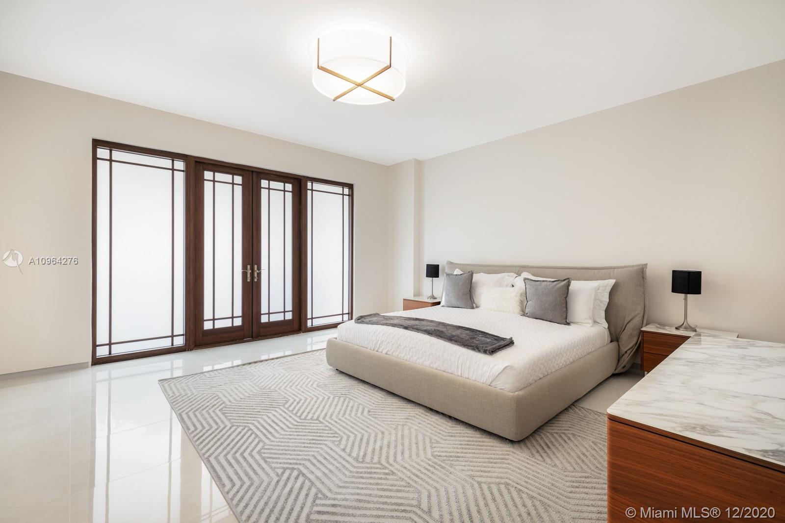 OCEANSIDE @ FISHER ISL CO - Residential