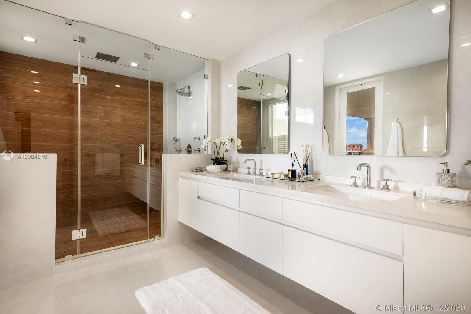 OCEANSIDE @ FISHER ISL CO - Residential