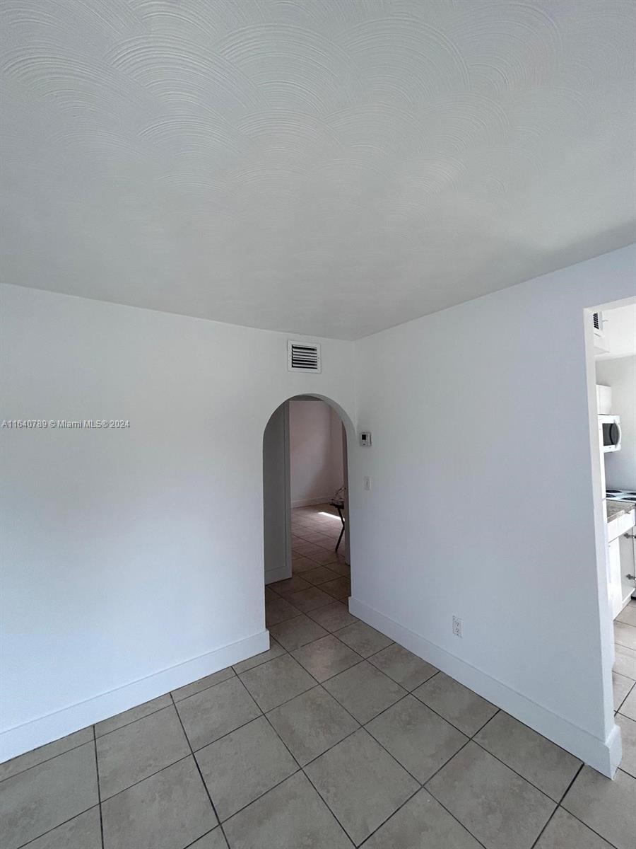 STEPHEN MANOR - Residential Income