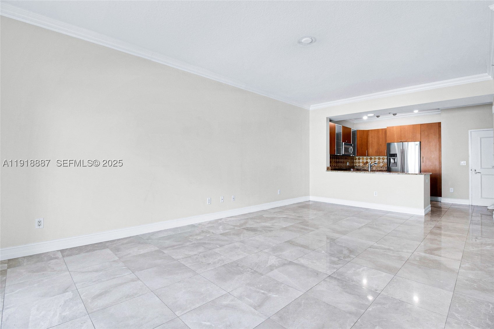 1945 S Ocean Dr 1410