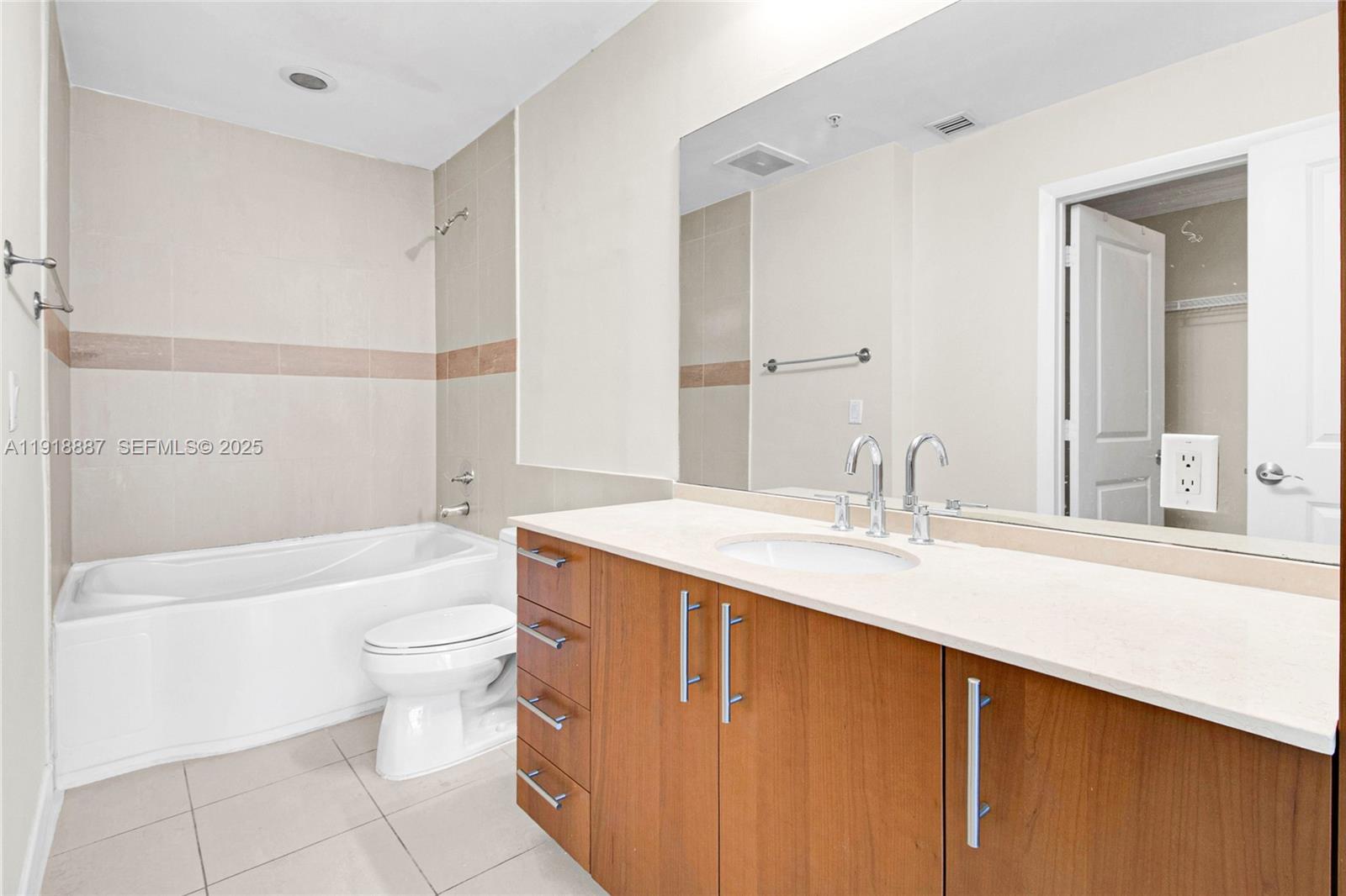 OCEAN MARINE YACHT CLUB C - Residential