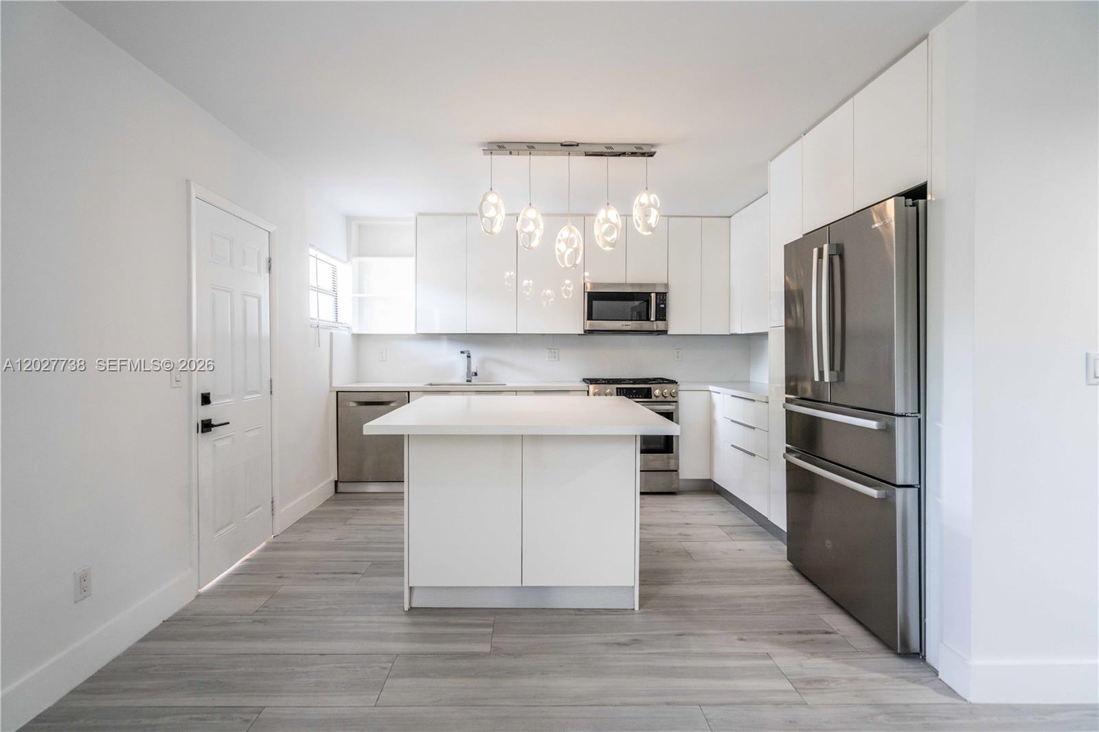 3265 Virginia St 24
