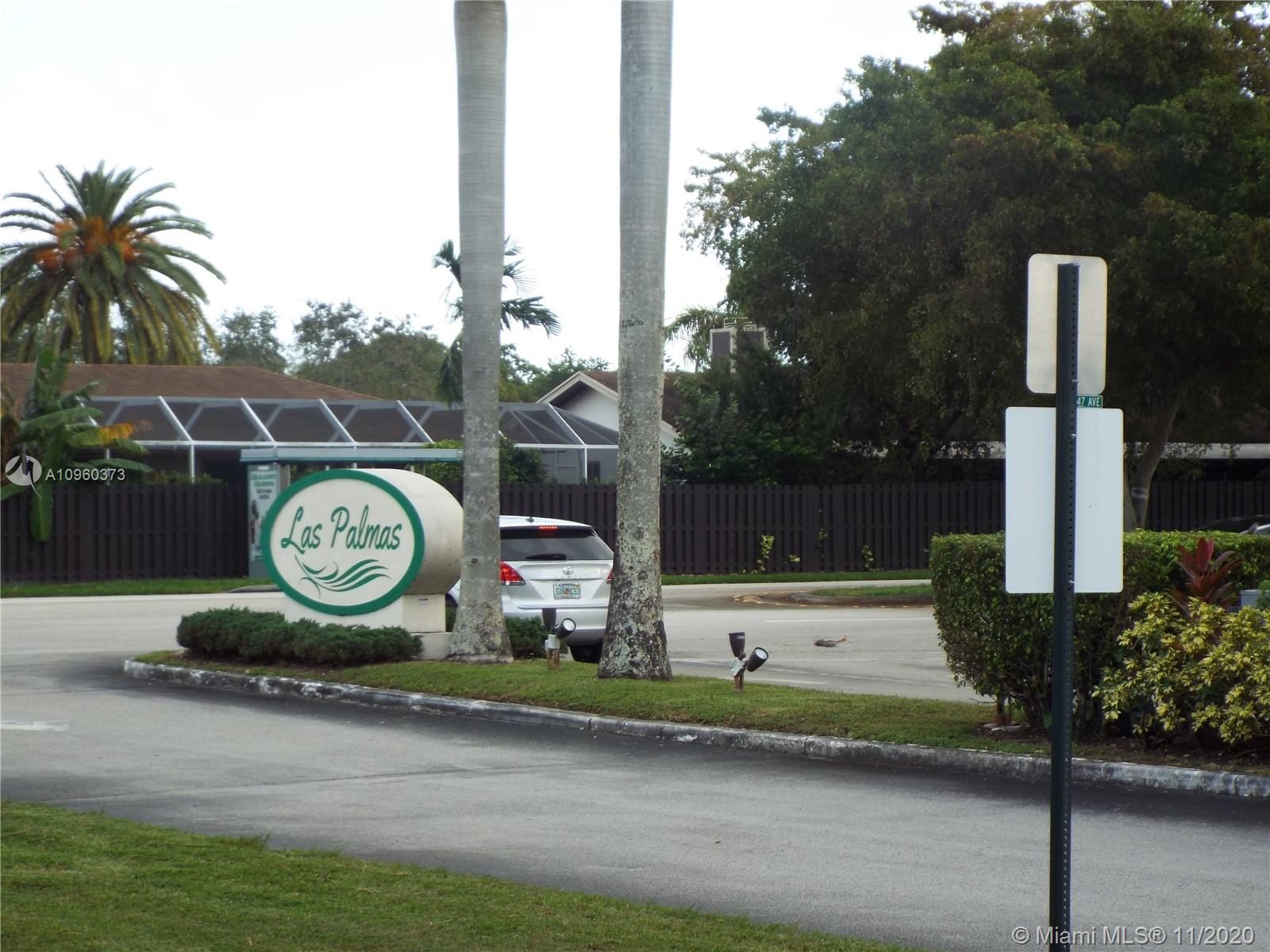 SOMERSET VILLAS - Residential