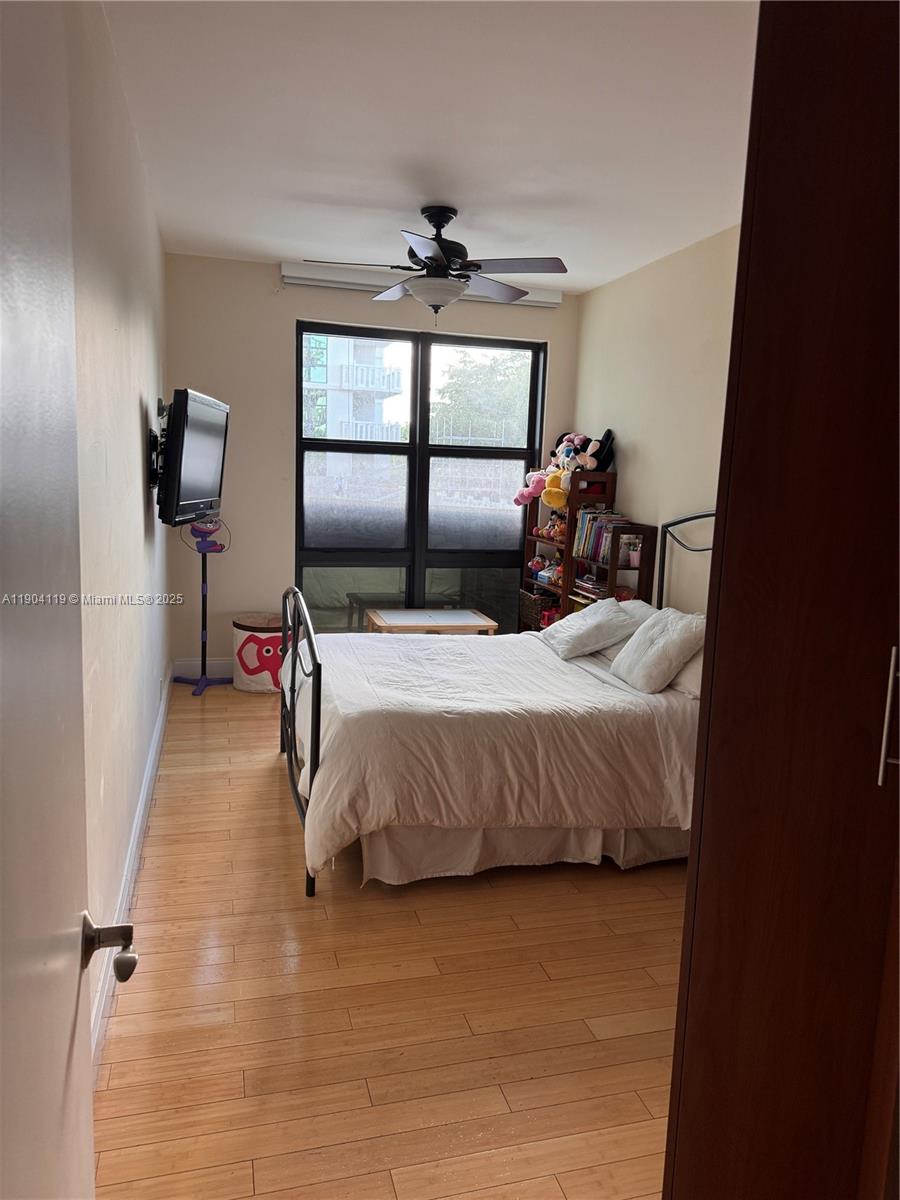 TOWERS OF KEY BISCAYNE CO - Residential Lease