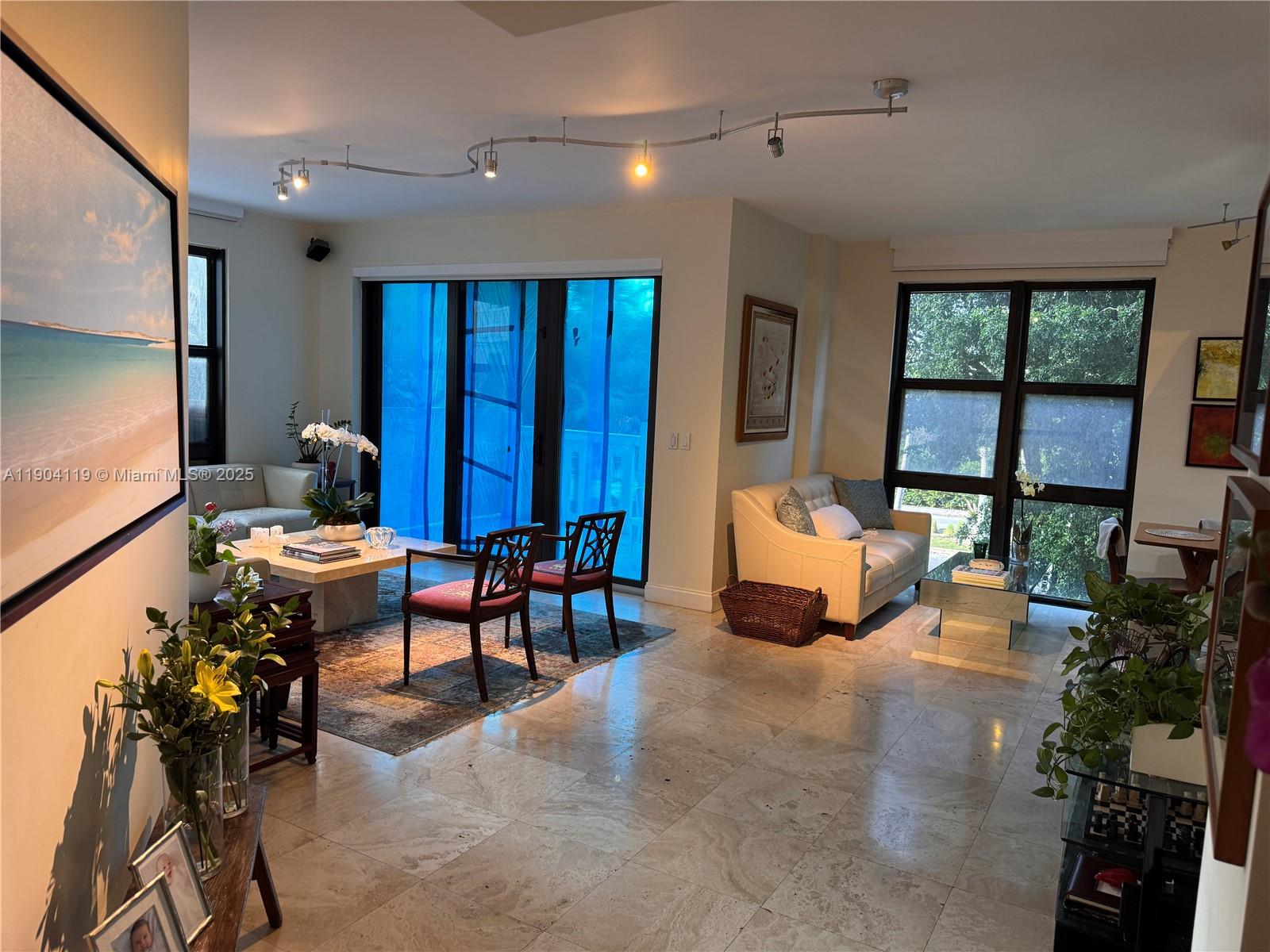 TOWERS OF KEY BISCAYNE CO - Residential Lease