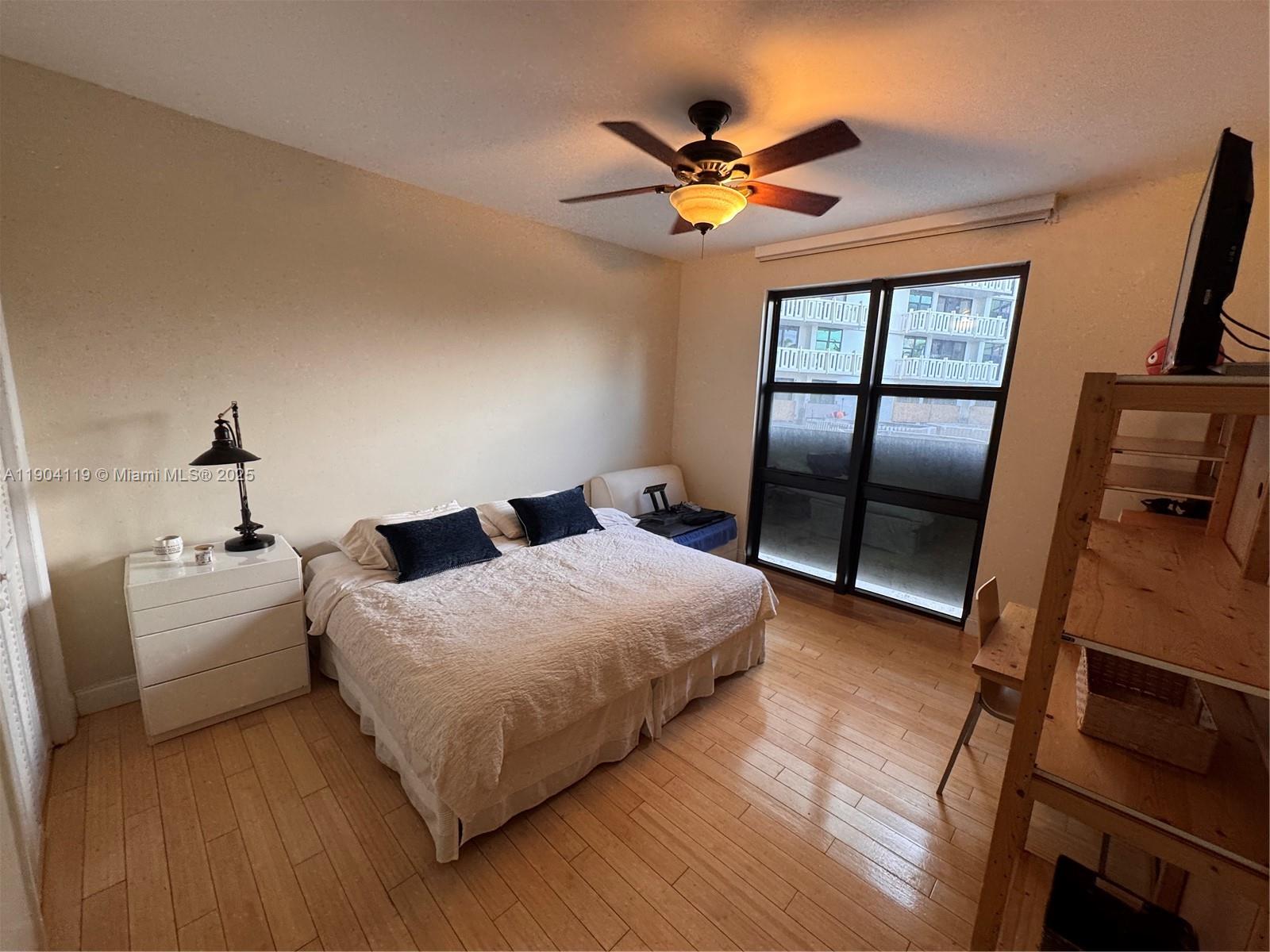 TOWERS OF KEY BISCAYNE CO - Residential Lease