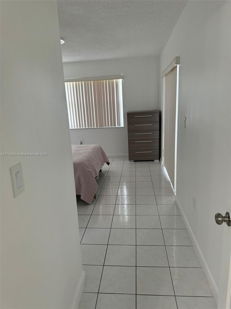 LE CLUB AT OLD CUTLER CON - Residential
