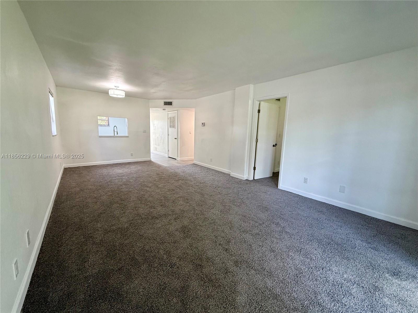 SHERWOOD SQUARE CONDOMINI - Residential Lease