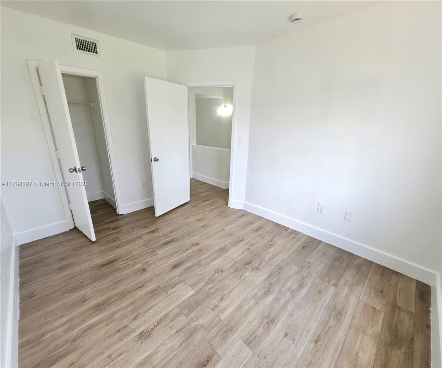 SUNSET PALM VILLAS CONDO - Residential