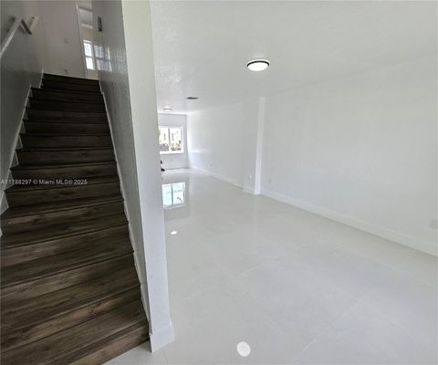 450 NW 84th St 450 Miami FL 33150