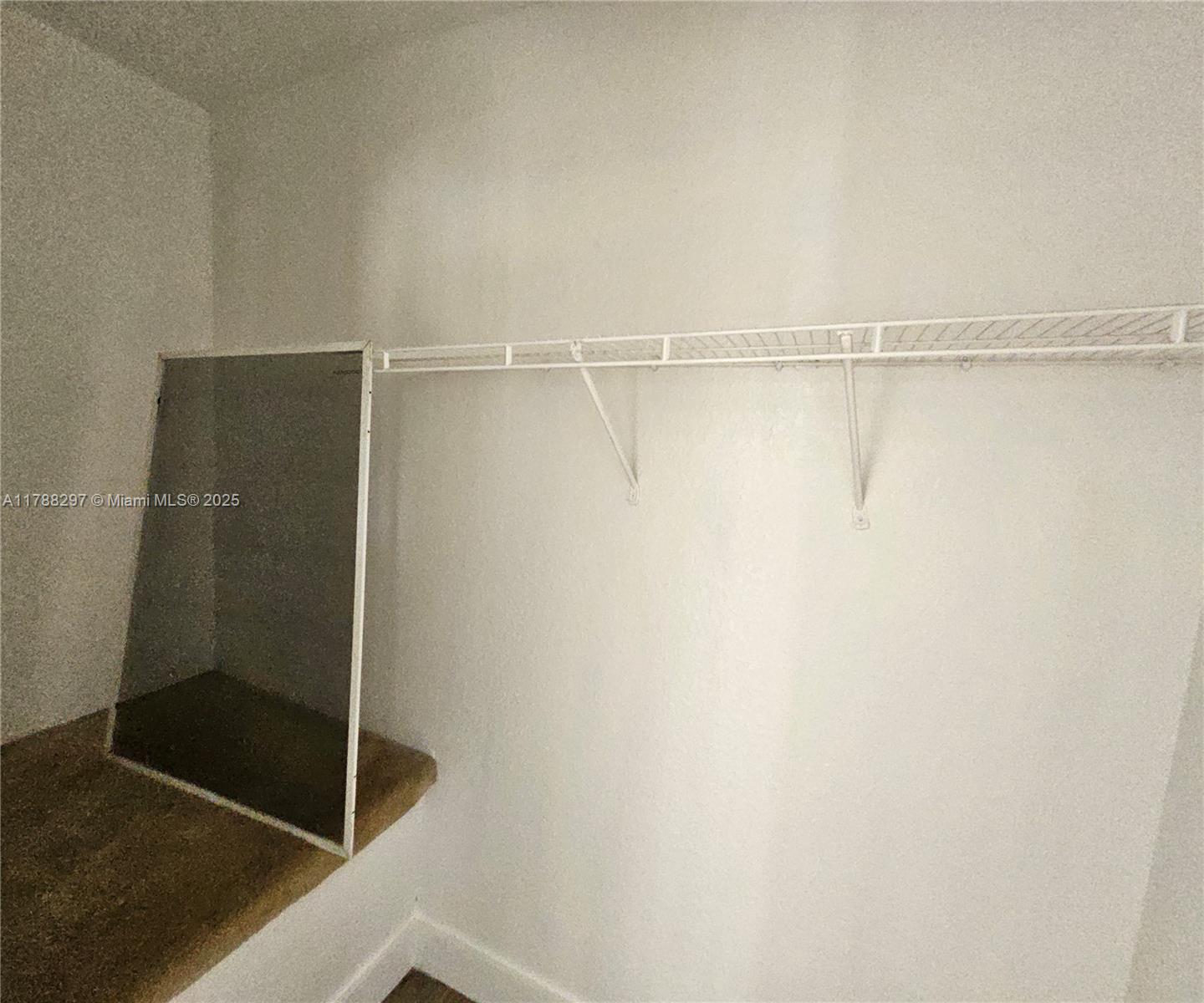 SUNSET PALM VILLAS CONDO - Residential