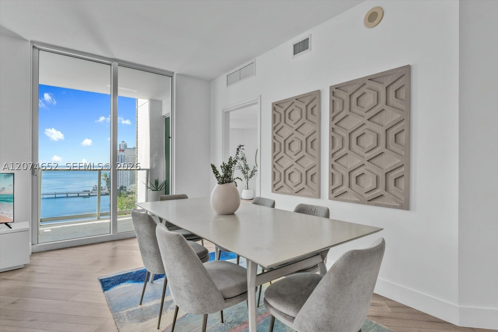 300 S Biscayne Blvd T-1708