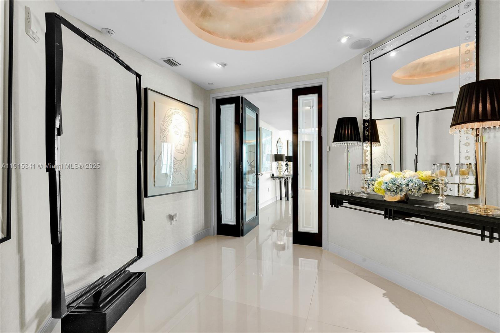 TURNBERRY OCEAN COLONY - Residential