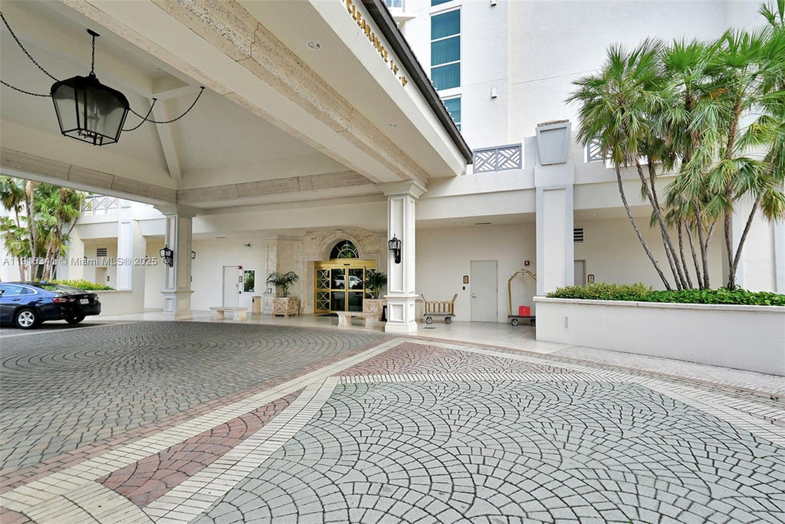 TURNBERRY OCEAN COLONY - Residential