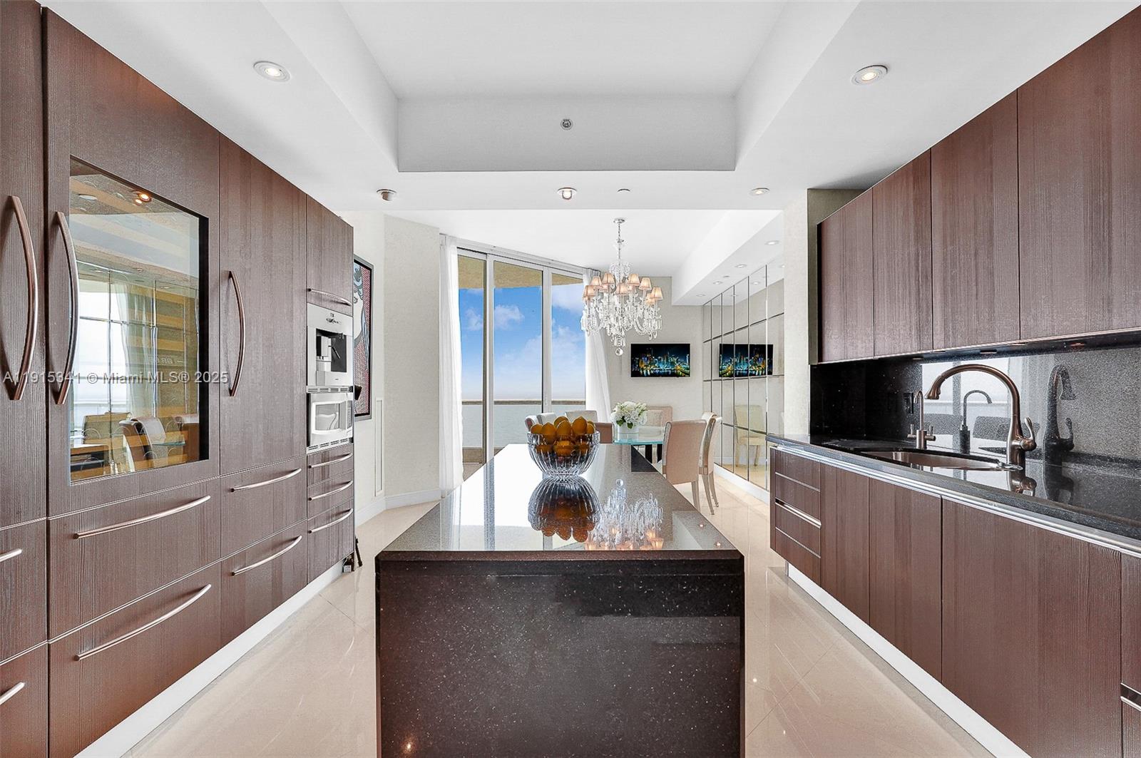 TURNBERRY OCEAN COLONY - Residential