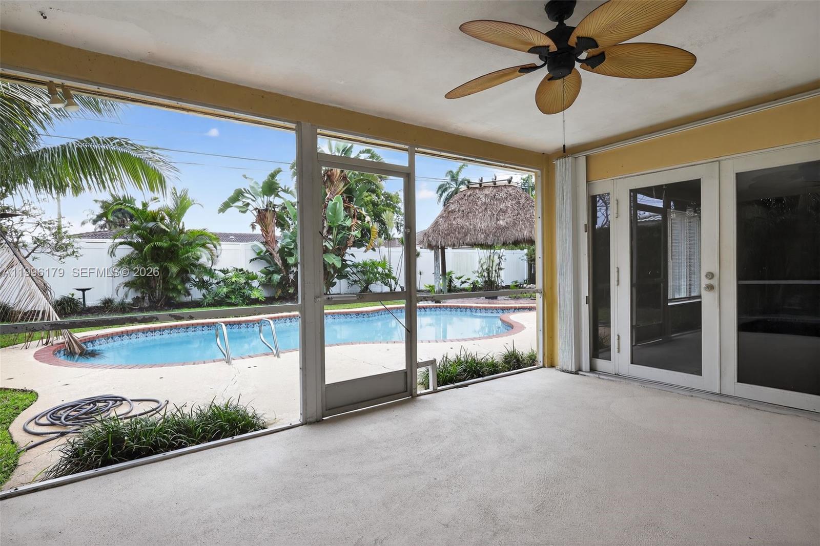 BOCA RATON SQUARE UNIT 8 - Residential