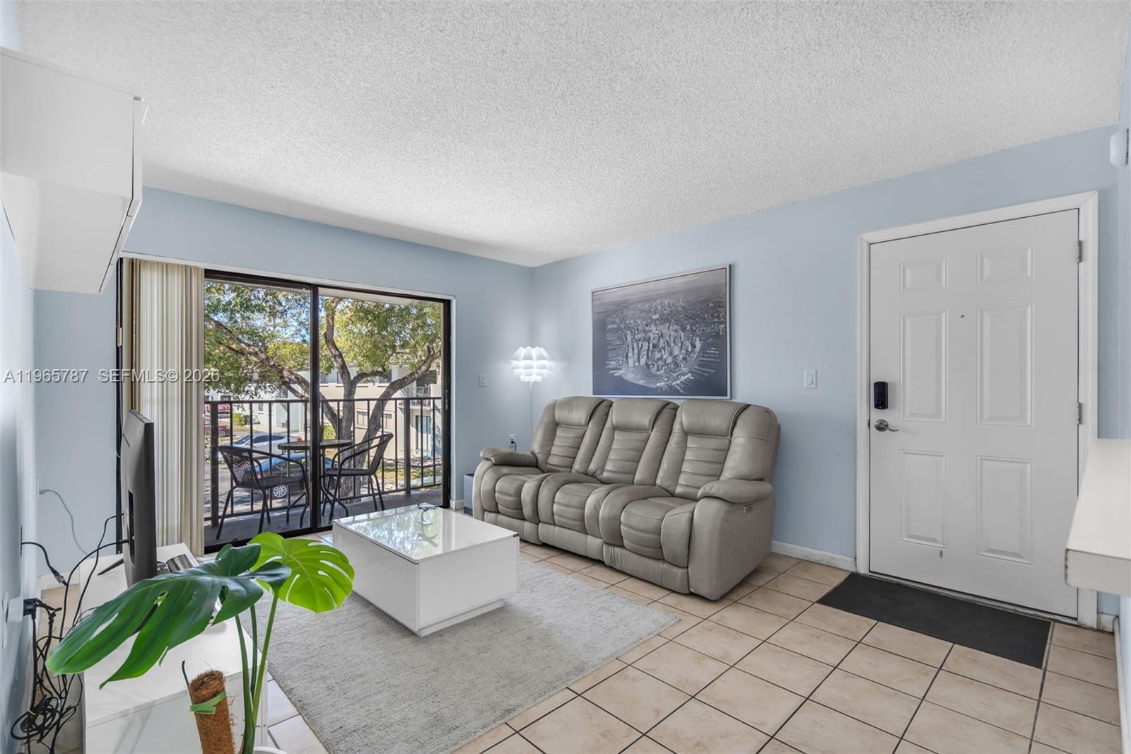 VILLA BELLINI CONDO - Residential