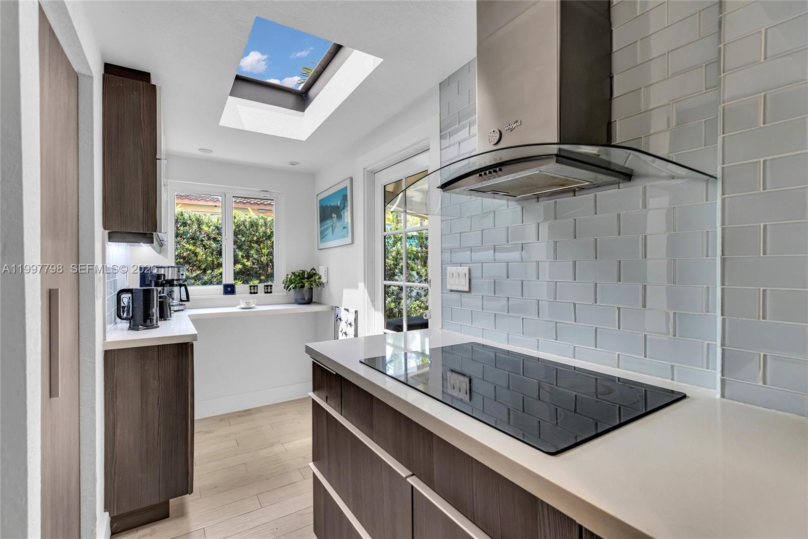 CAMNER GABLES - Residential