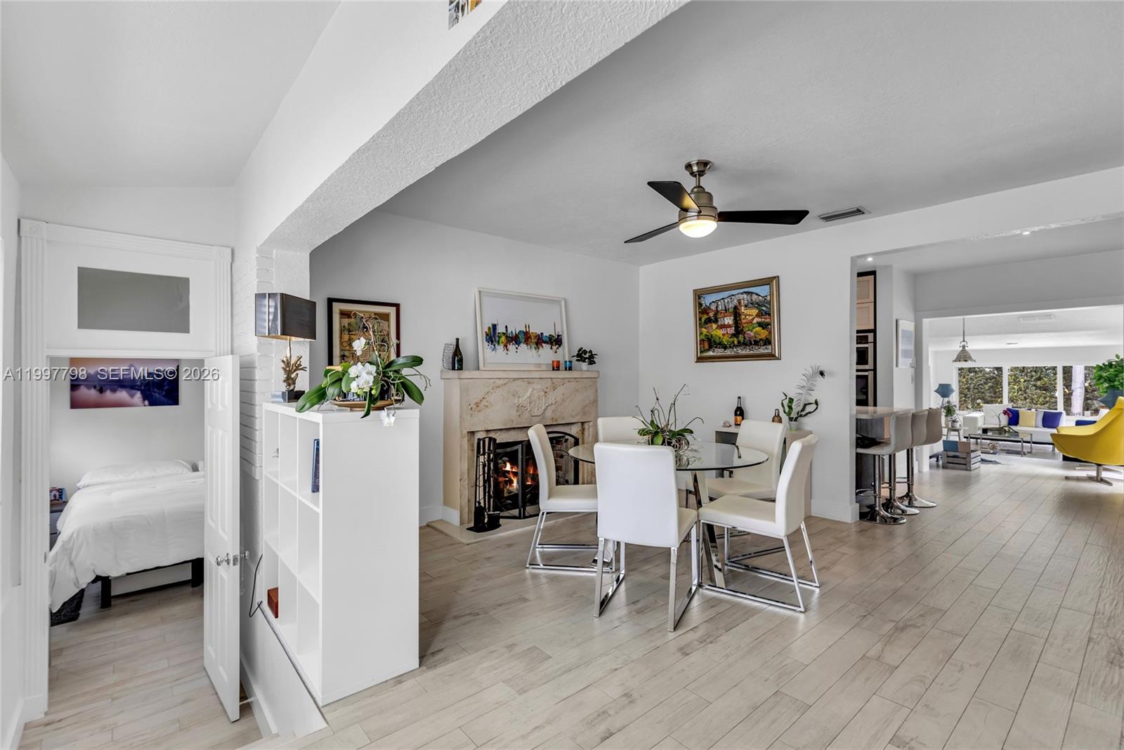 CAMNER GABLES - Residential