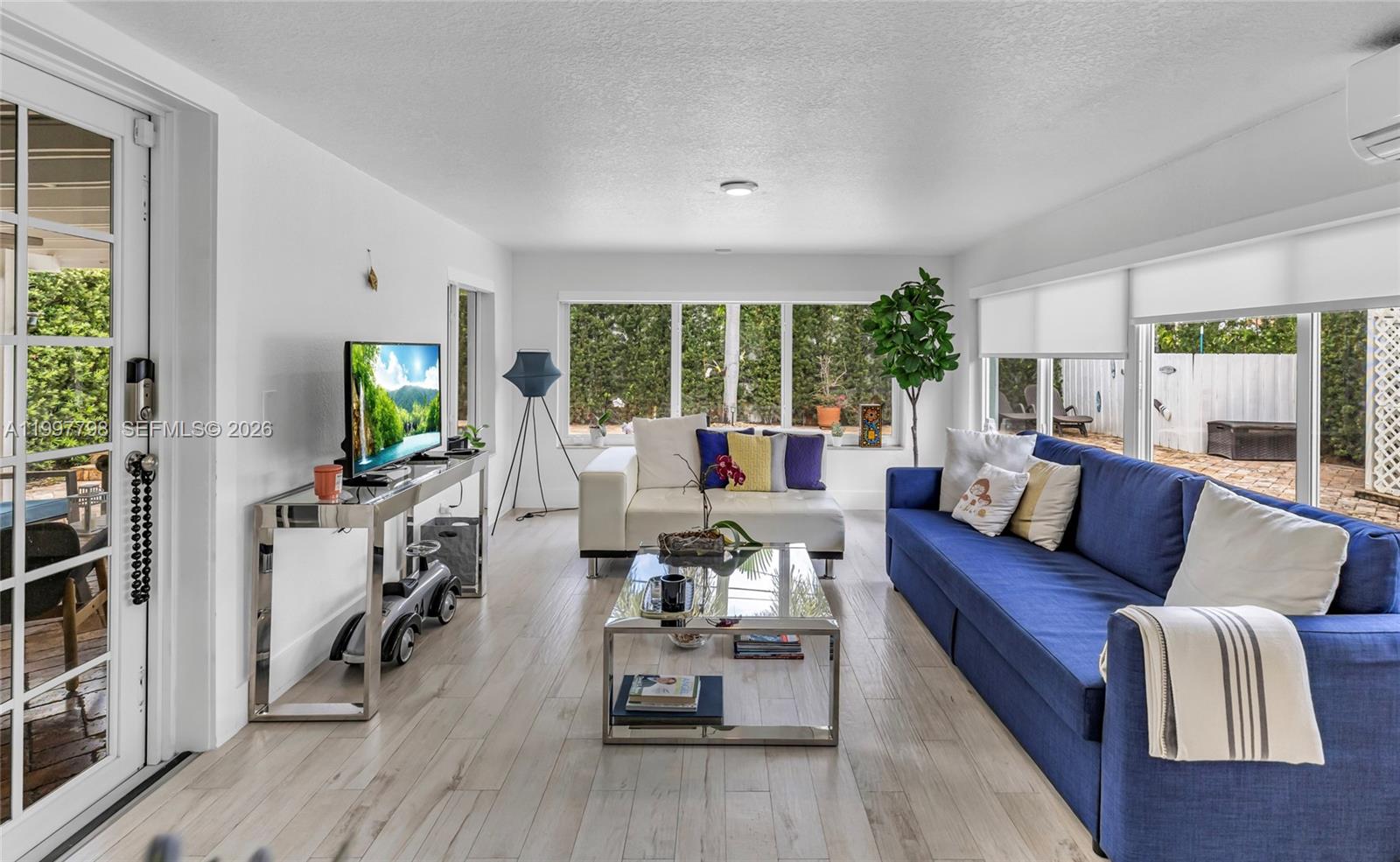 CAMNER GABLES - Residential