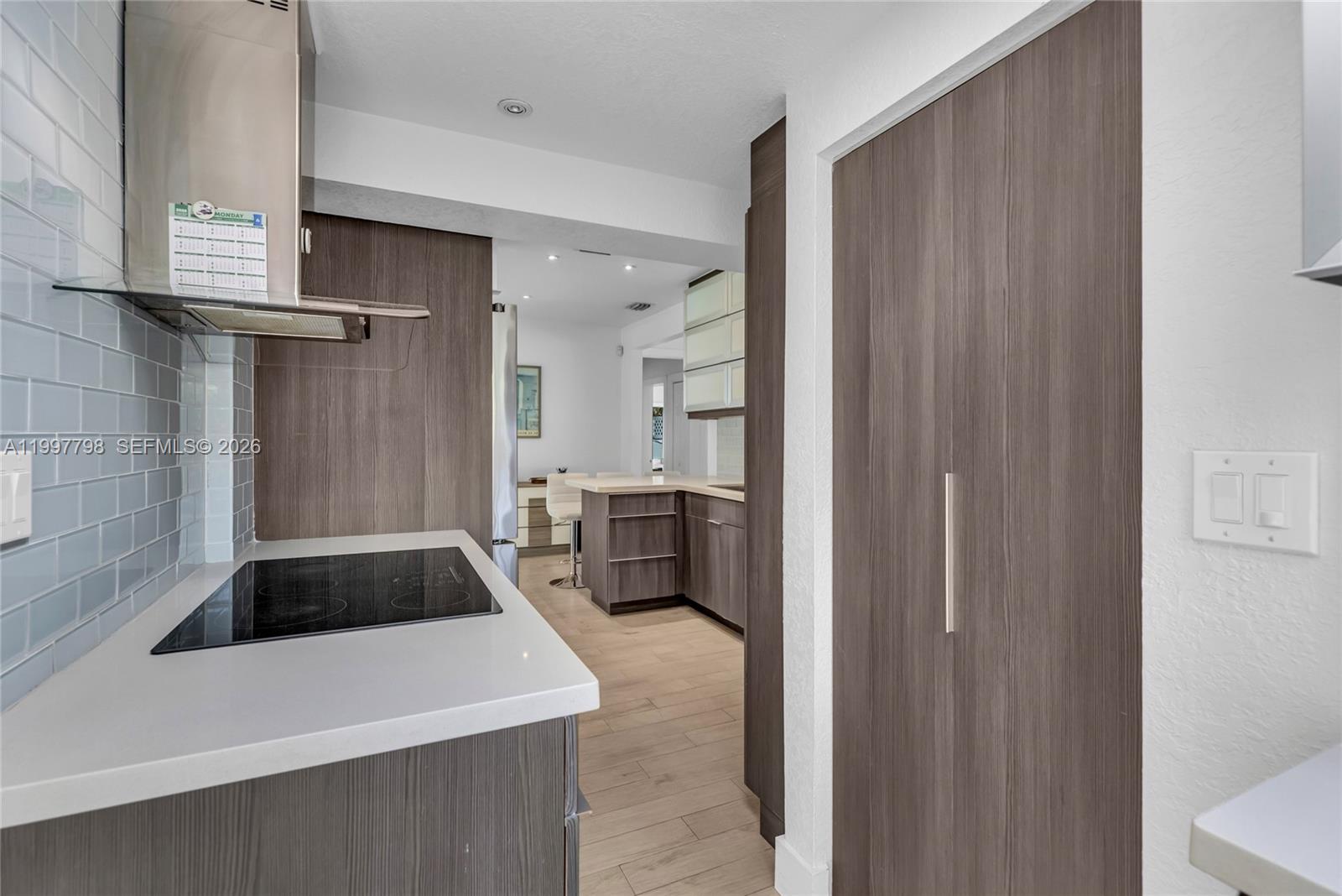 CAMNER GABLES - Residential