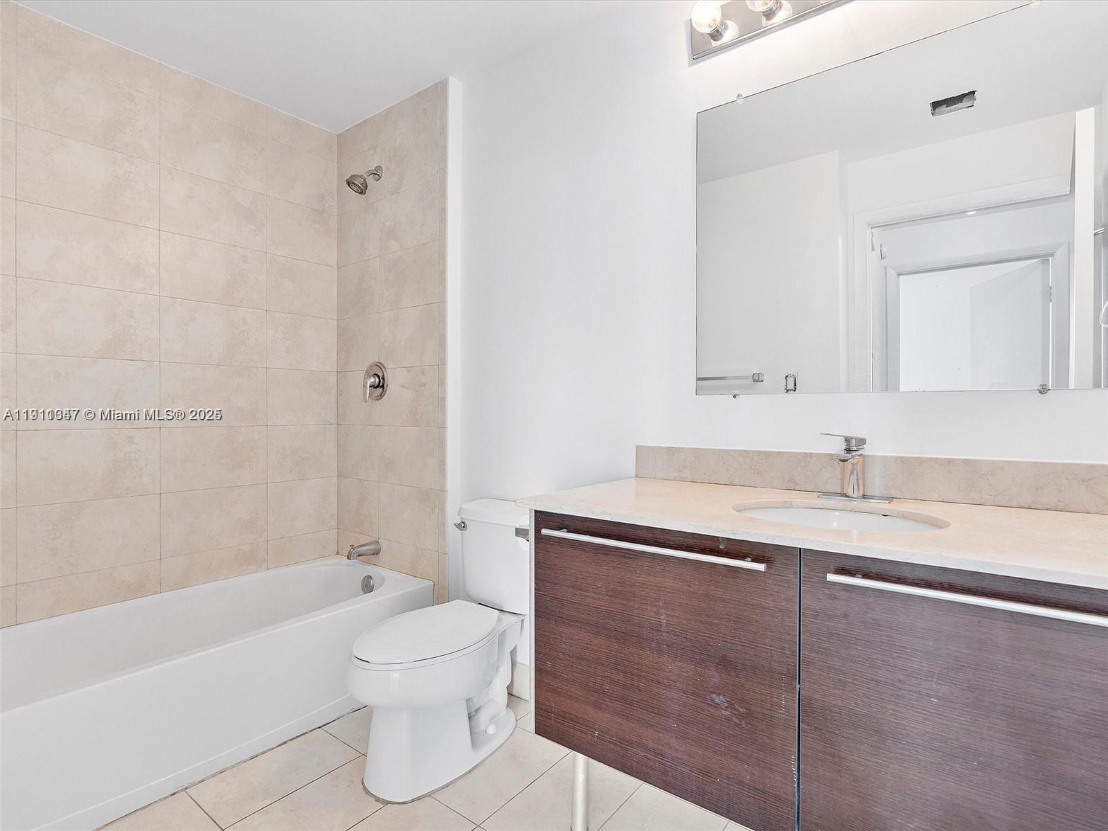 QUANTUM ON THE BAY CONDO - Residential Lease