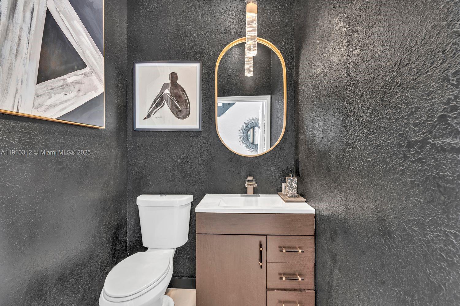 TOWNGATE - Residential