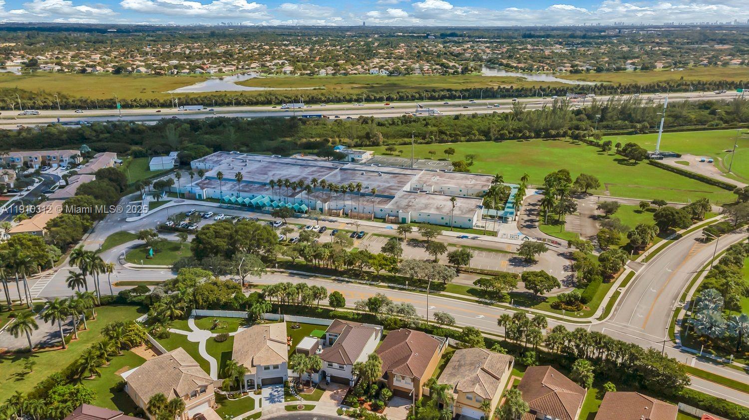 TOWNGATE - Residential