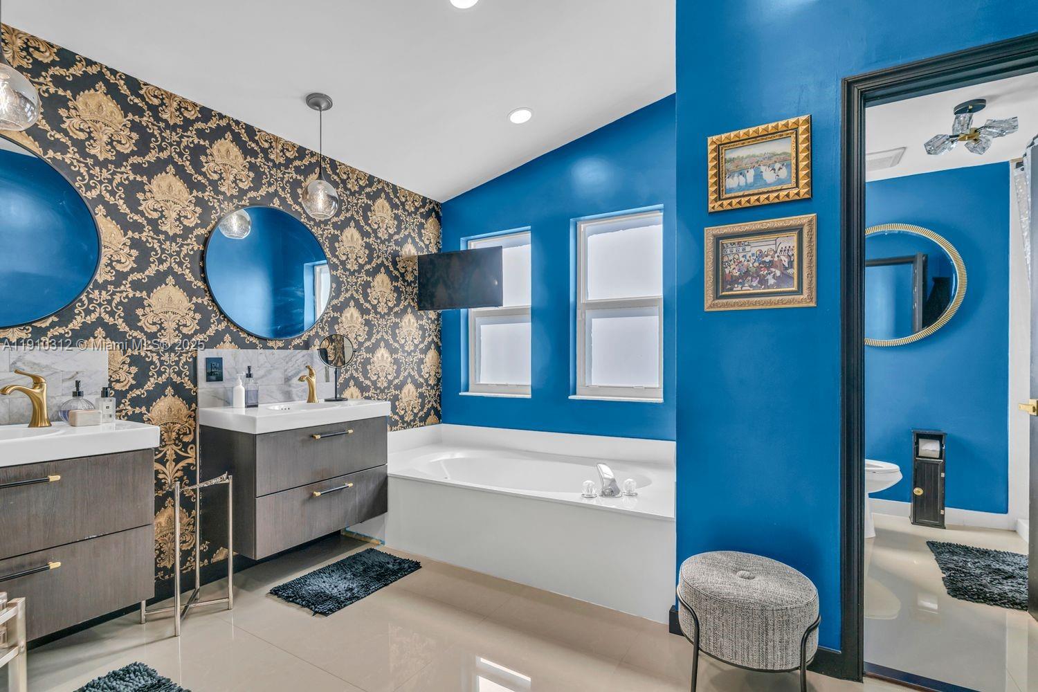 TOWNGATE - Residential