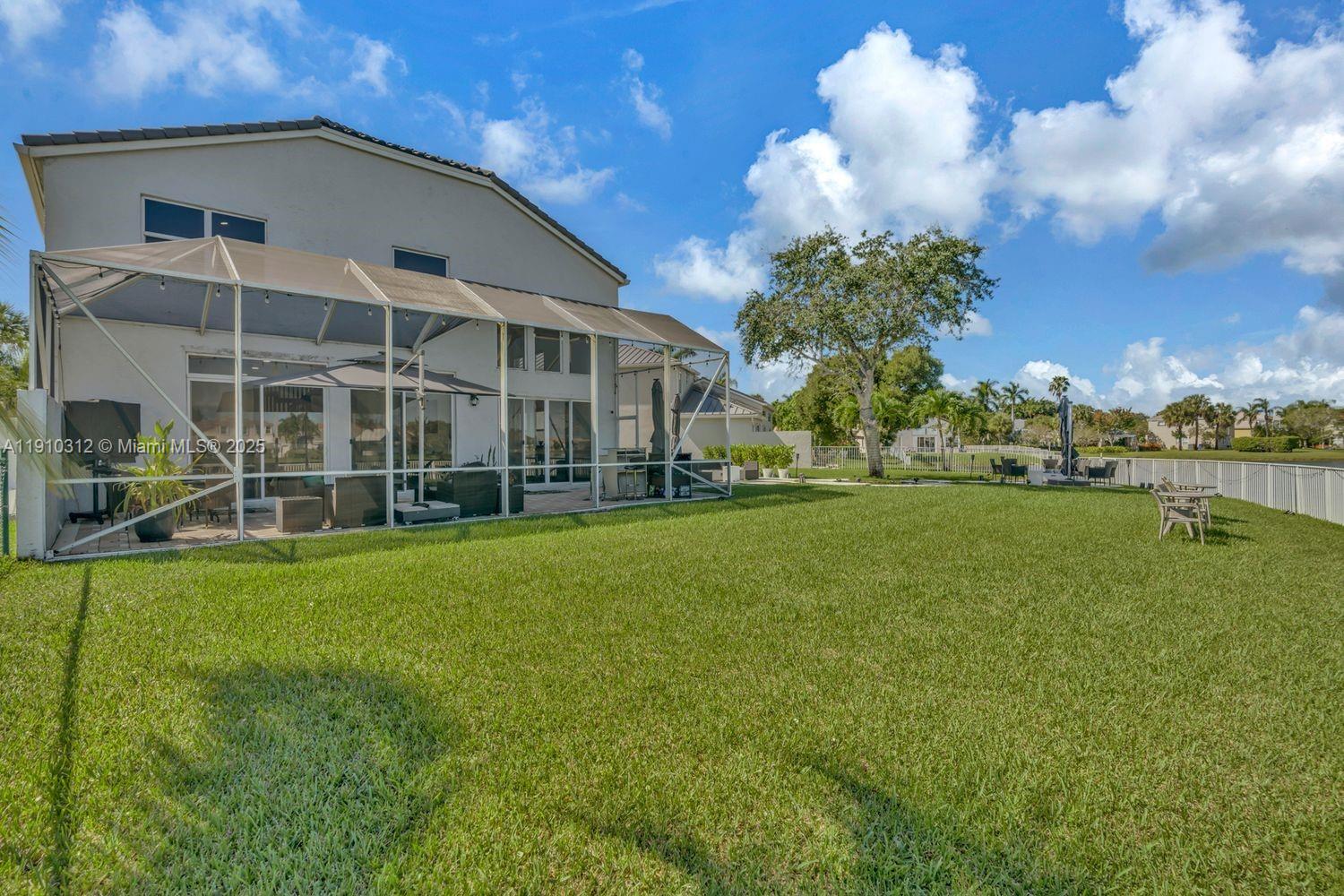 TOWNGATE - Residential