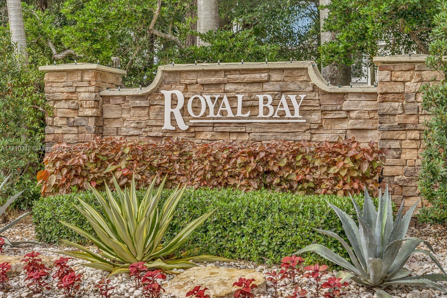 TOWNGATE - Residential