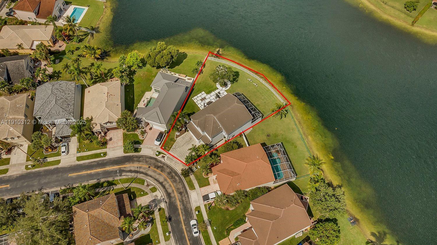 TOWNGATE - Residential