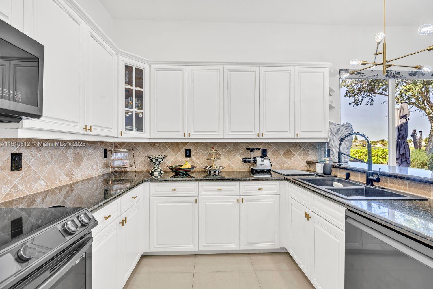 TOWNGATE - Residential