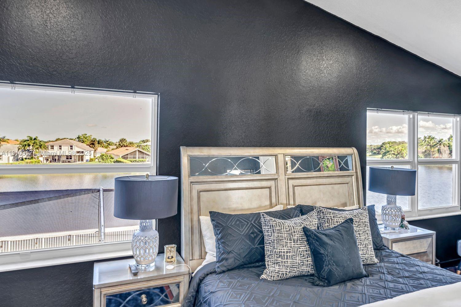 TOWNGATE - Residential