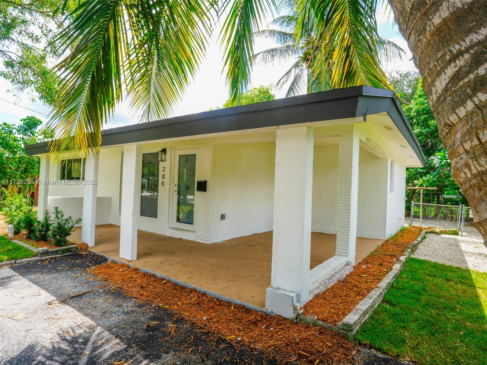 TRIANGLE ADD TO POMPANO - Residential