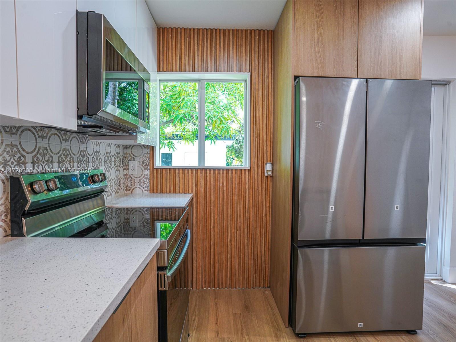 TRIANGLE ADD TO POMPANO - Residential