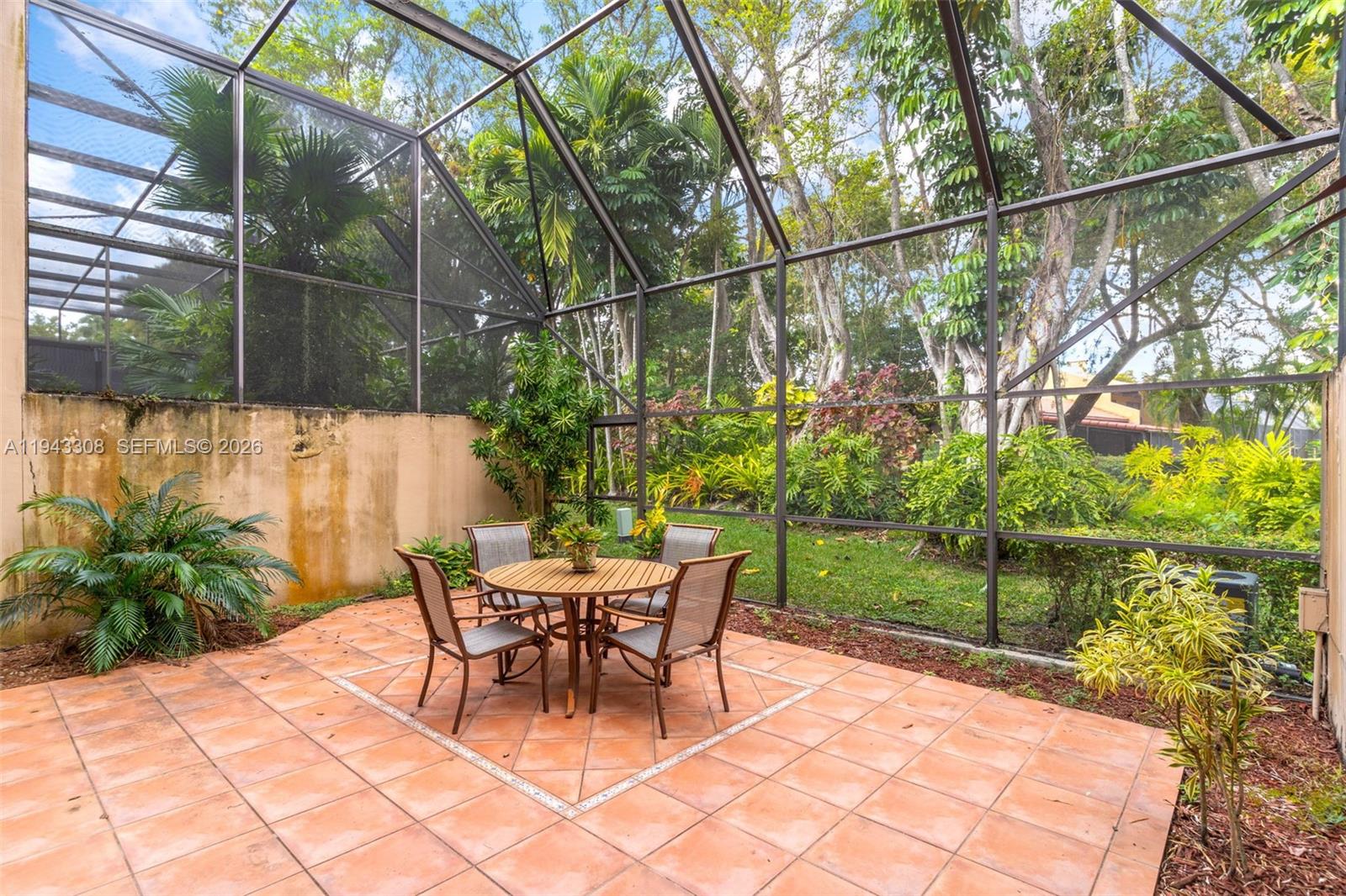 COSTA DEL SOL CONDO F - Residential