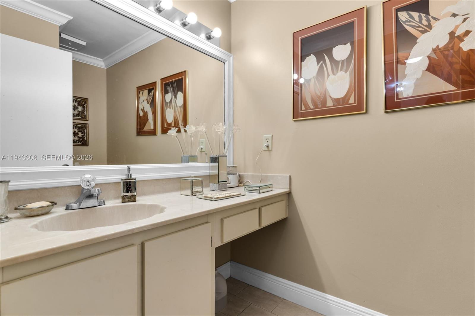 COSTA DEL SOL CONDO F - Residential