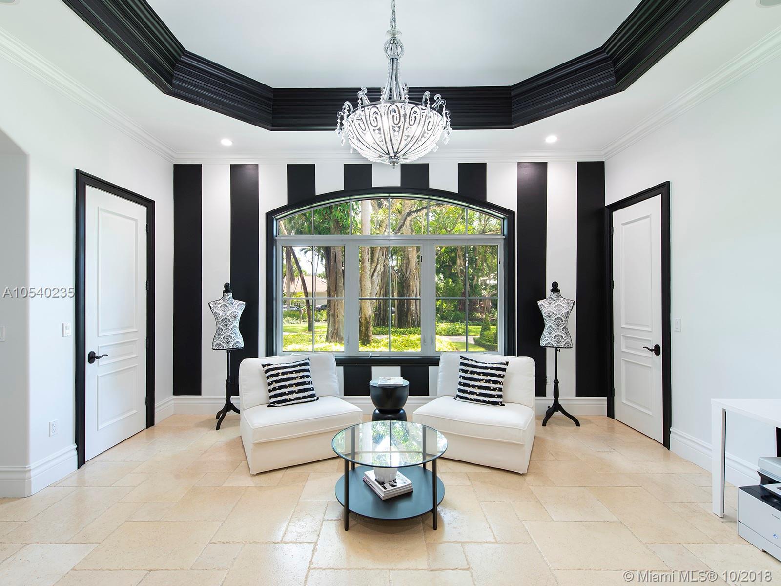 WHEELING ESTATES - Residential