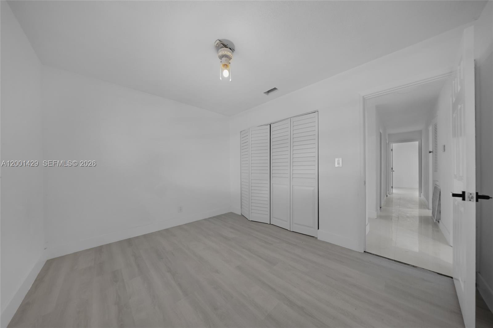 MIRROR LAKE ESTATES SEC S - Residential