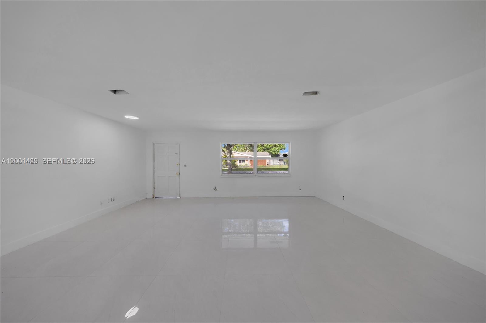 MIRROR LAKE ESTATES SEC S - Residential