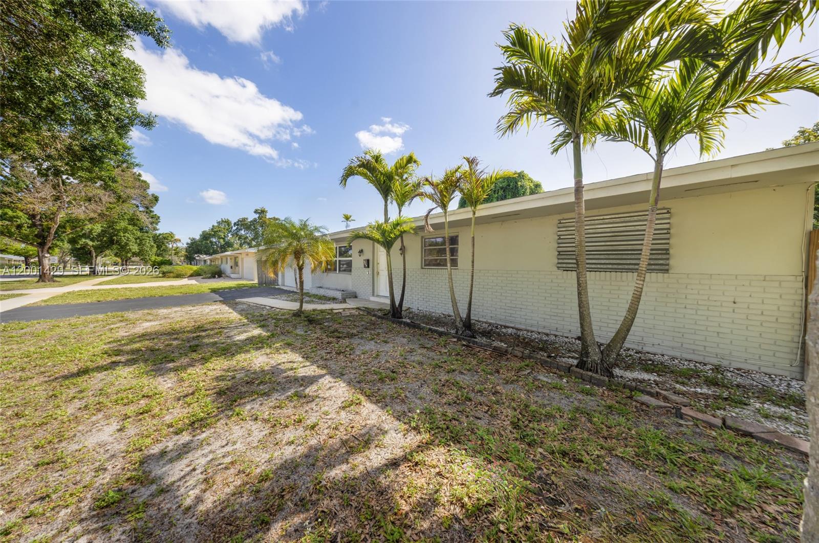 MIRROR LAKE ESTATES SEC S - Residential