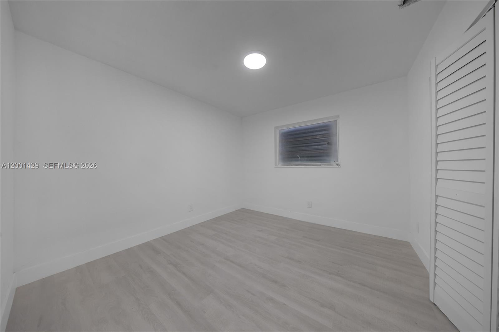 MIRROR LAKE ESTATES SEC S - Residential