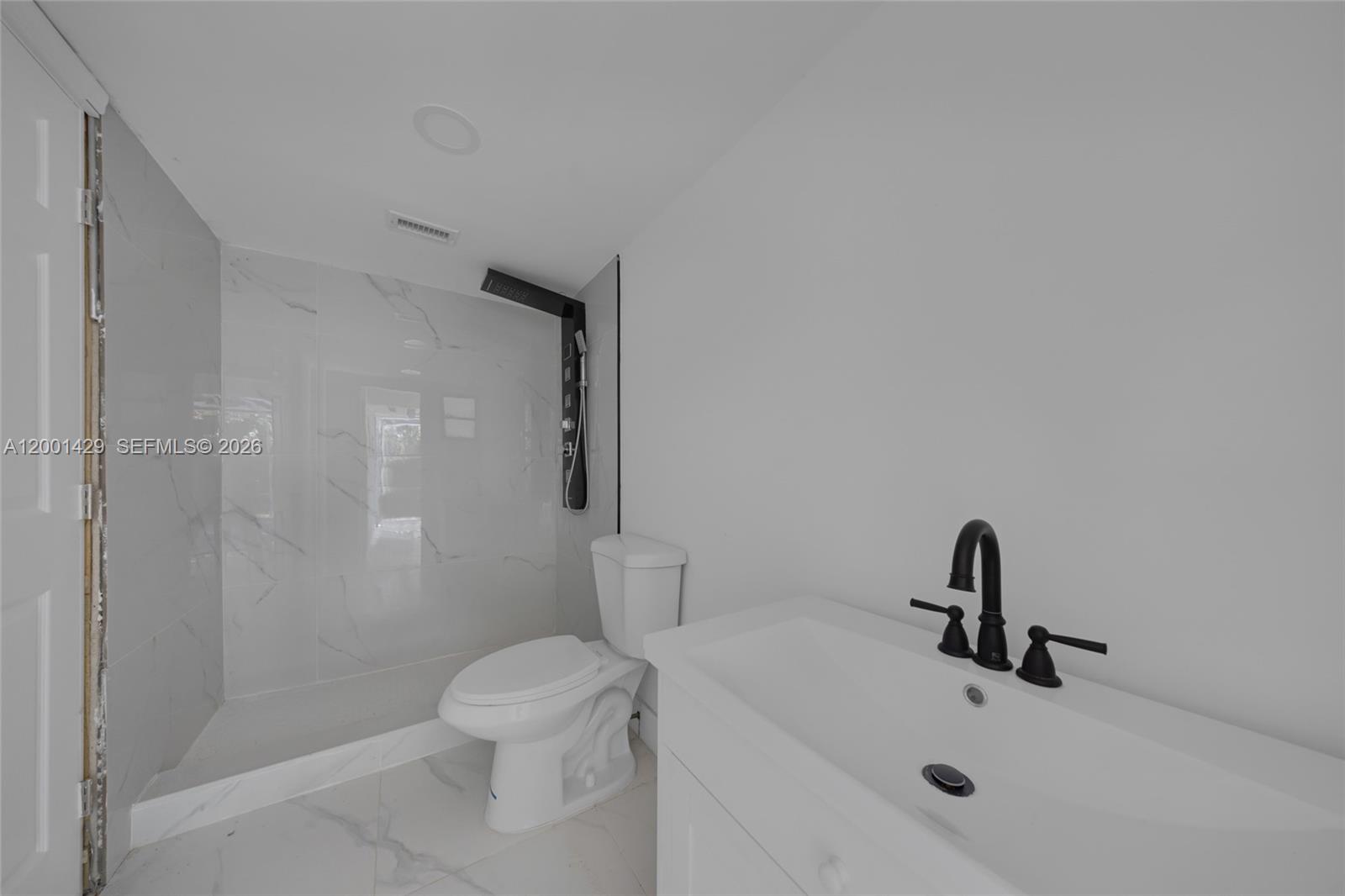 MIRROR LAKE ESTATES SEC S - Residential