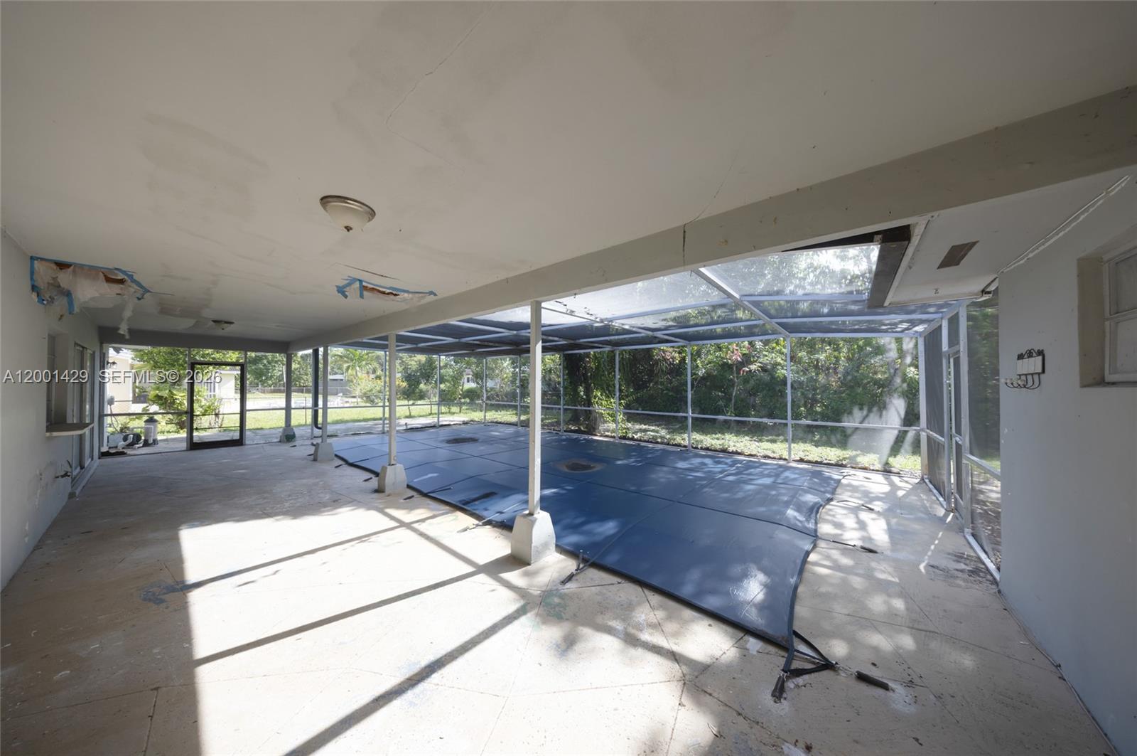 MIRROR LAKE ESTATES SEC S - Residential