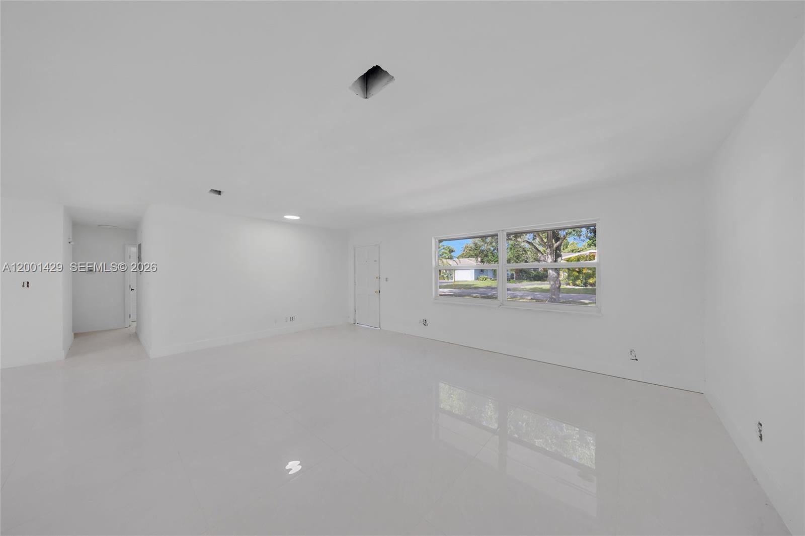 MIRROR LAKE ESTATES SEC S - Residential